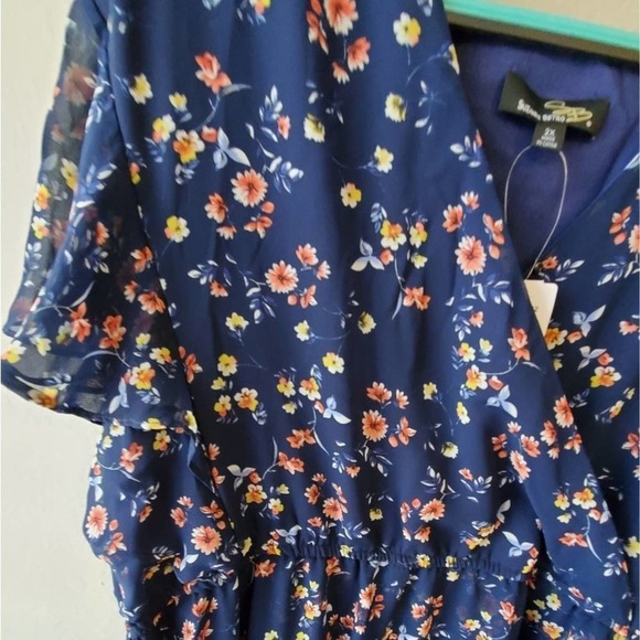 Blue Floral Flutter Sleeve Faux Wrap Dress Plus 2X - Picture 5 of 8